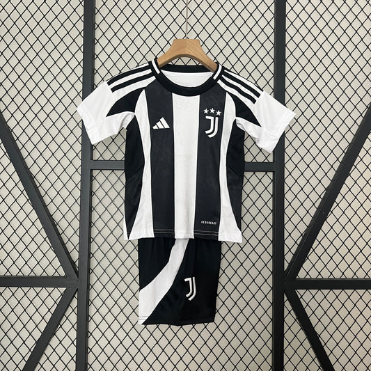 Conjunto Niños Juventus Local 2024/25