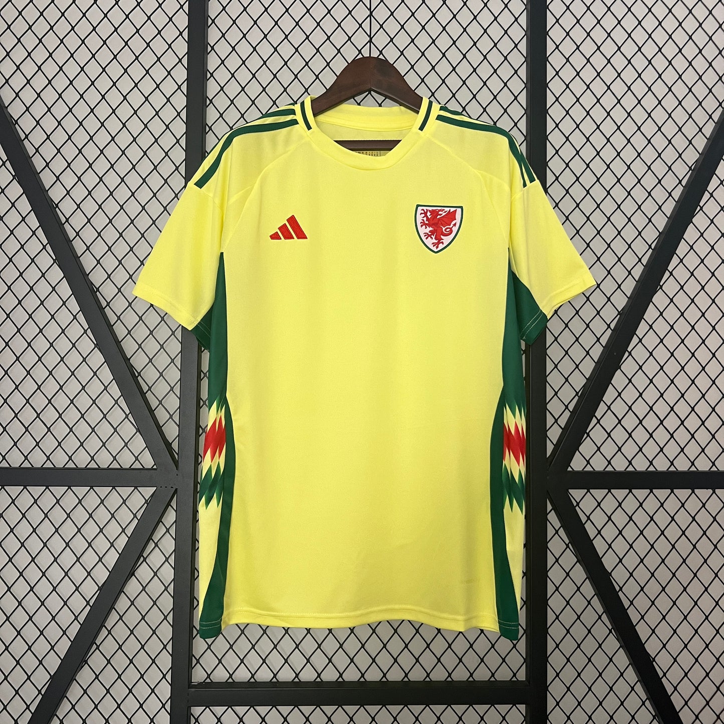 Camiseta Gales Visita 2024/25  | Versión fan