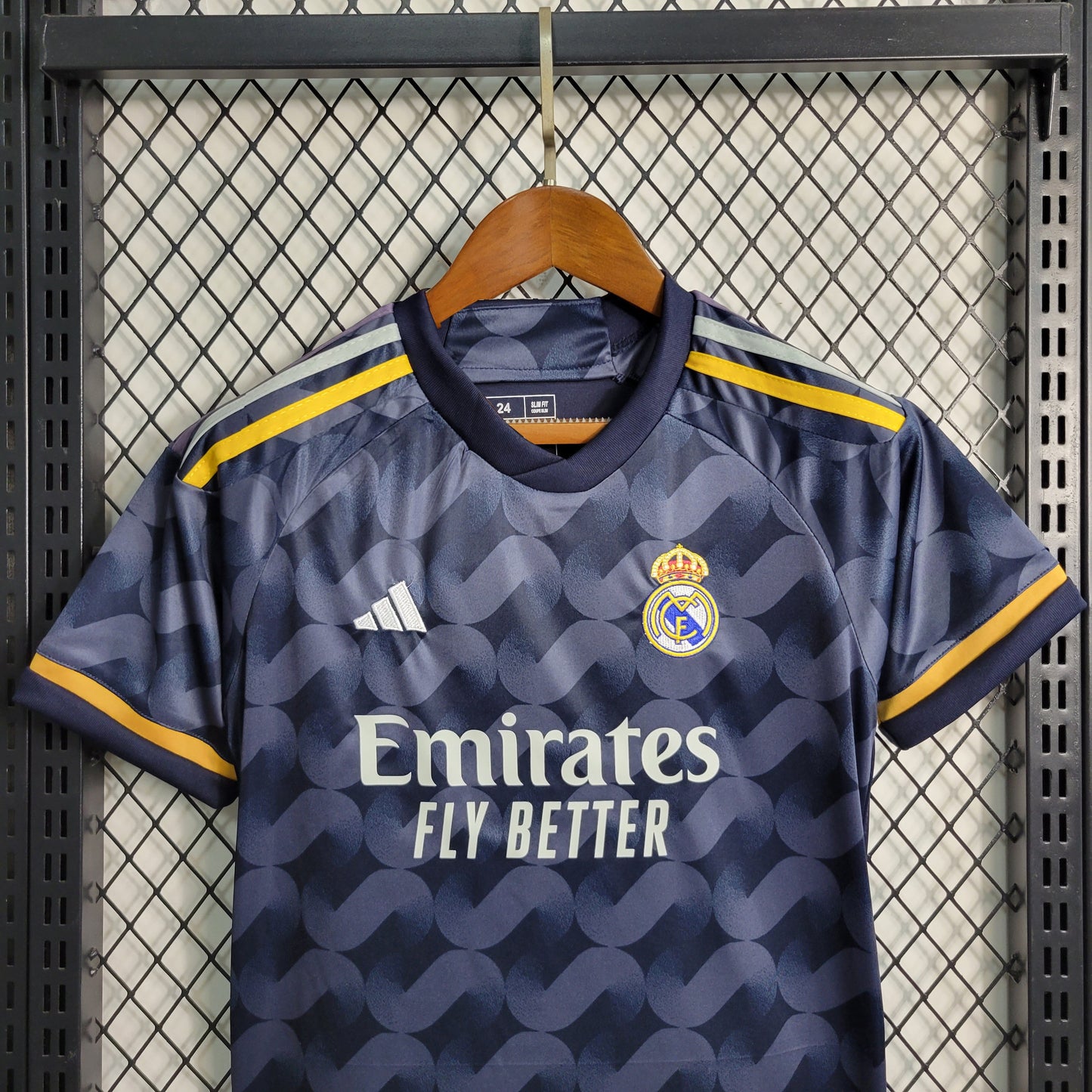 Real Madrid - Kit de niños | Visita 2023/24