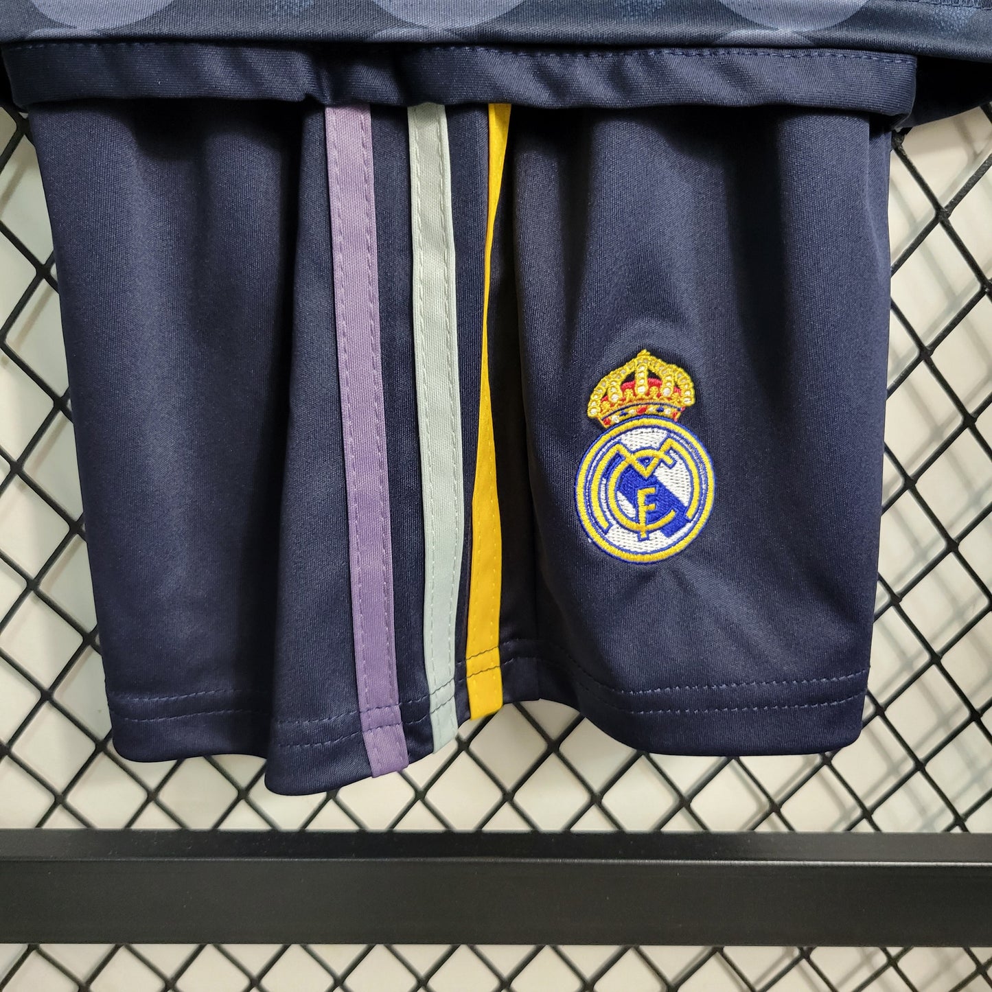 Real Madrid - Kit de niños | Visita 2023/24