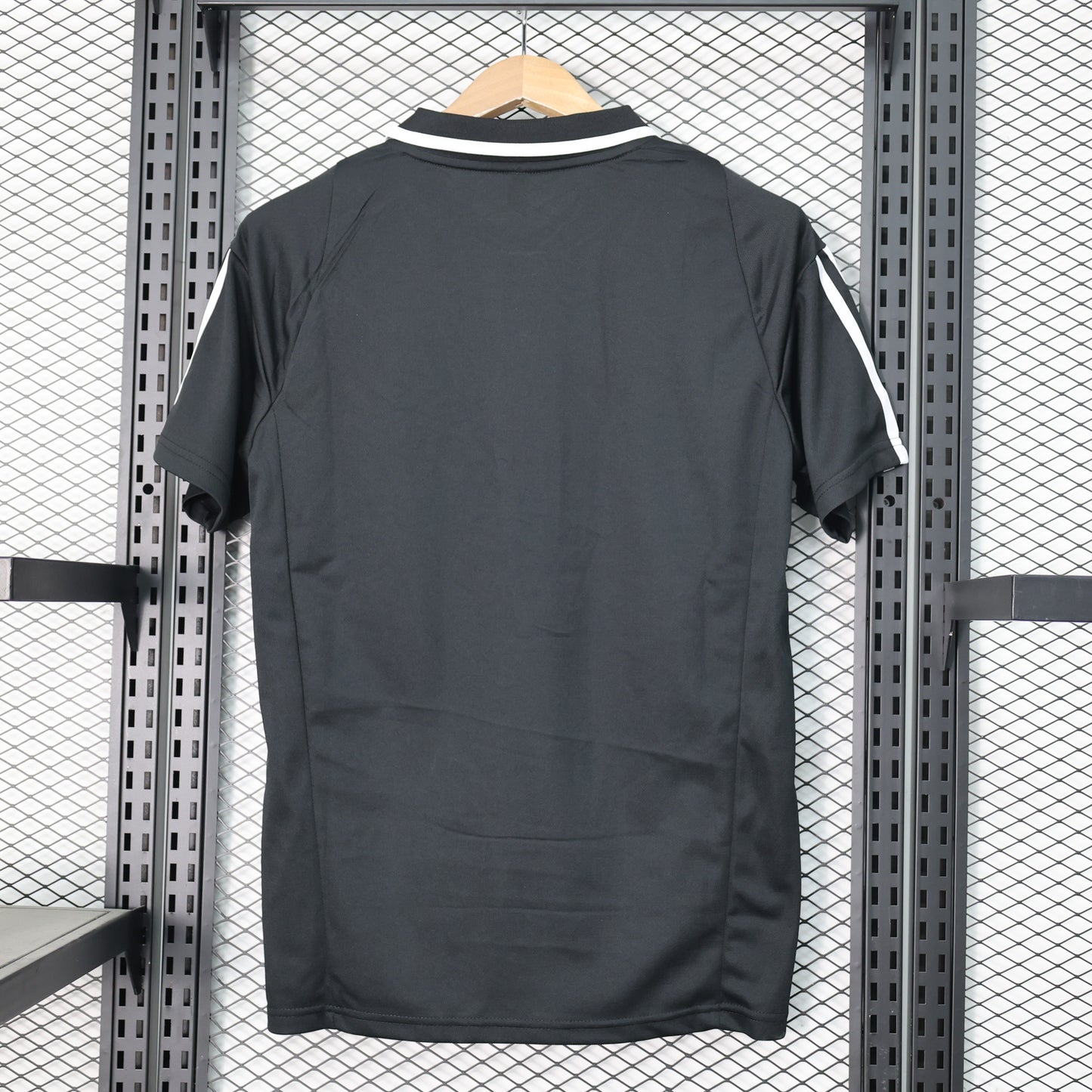 Camiseta Juventus Black  | Versión fan Polo