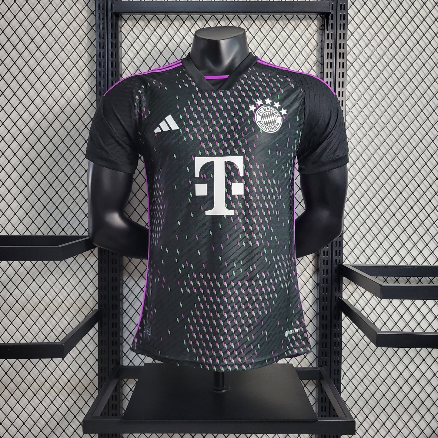 Camiseta Bayern Munich Visita 2023-24 | Versión jugador