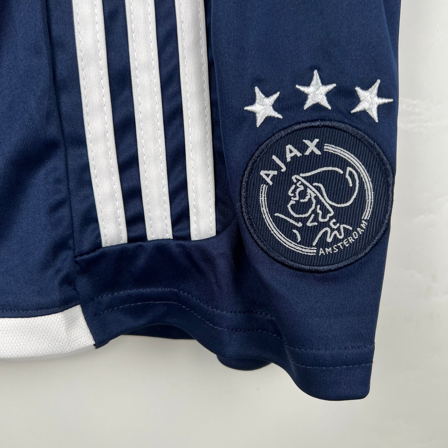 Ajax - Kit de niños | Visita 2023/24