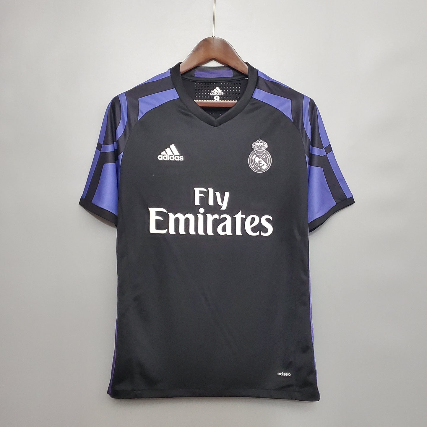 Real Madrid 15/16 Tercer kit | Retro