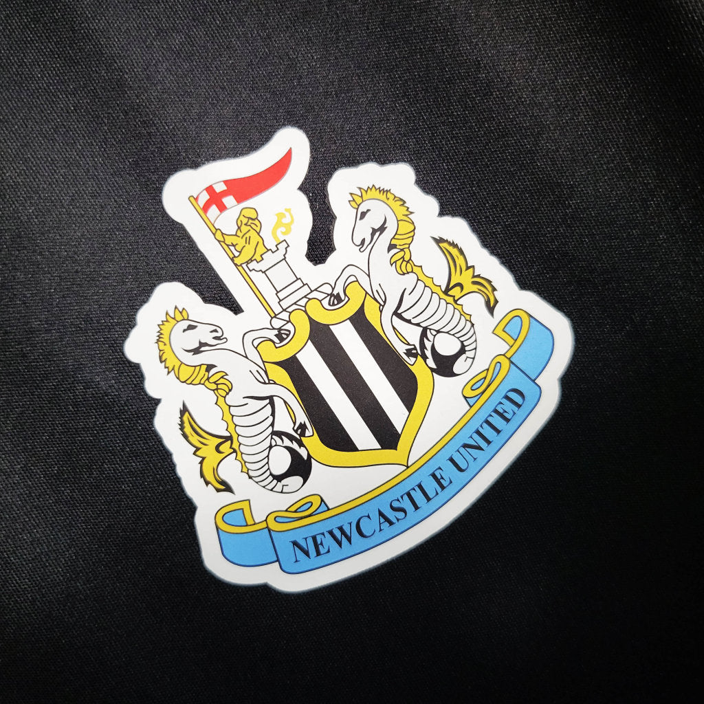 Newcastle Entrenamiento 2023-24 | Versión fan