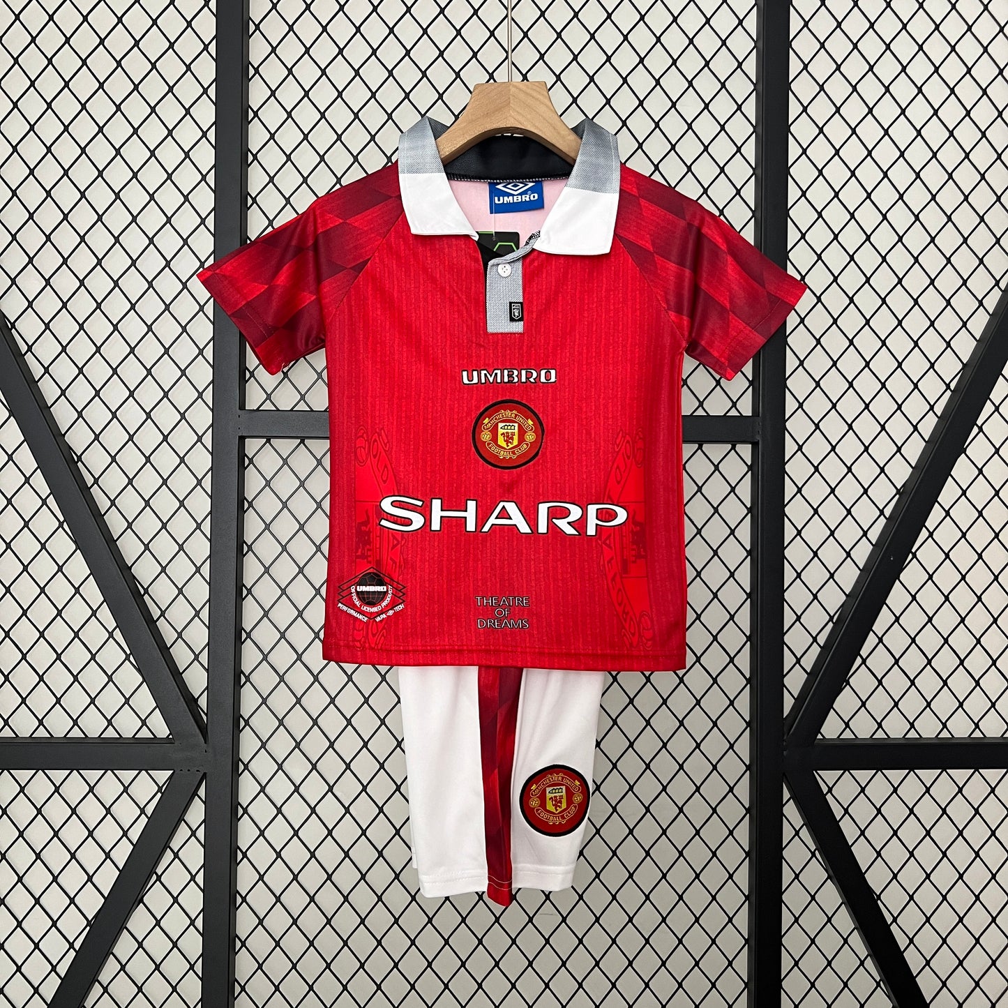 Conjunto niños Manchester United Local 1997/98