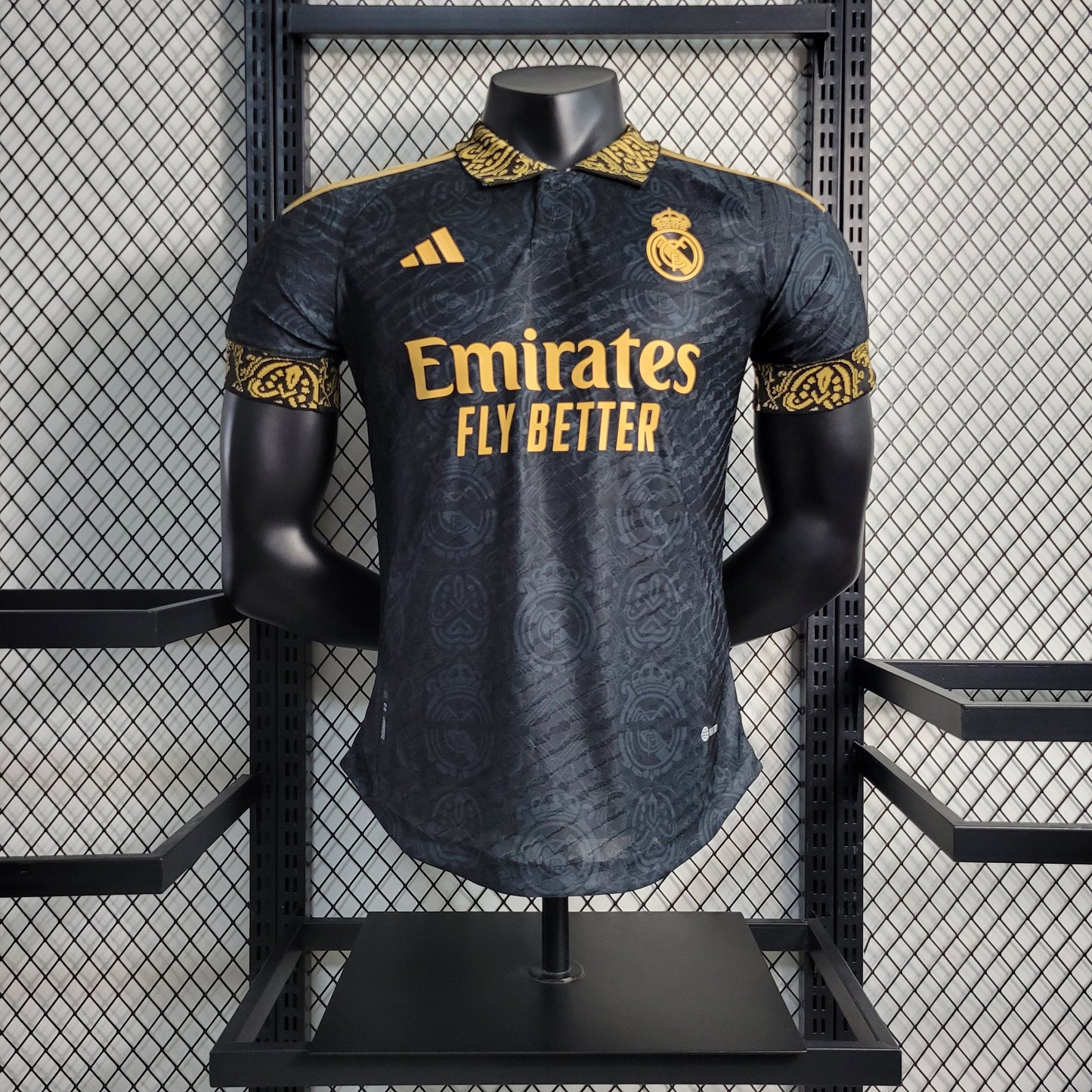 Camiseta Real Madrid classic edition black | Versión jugador