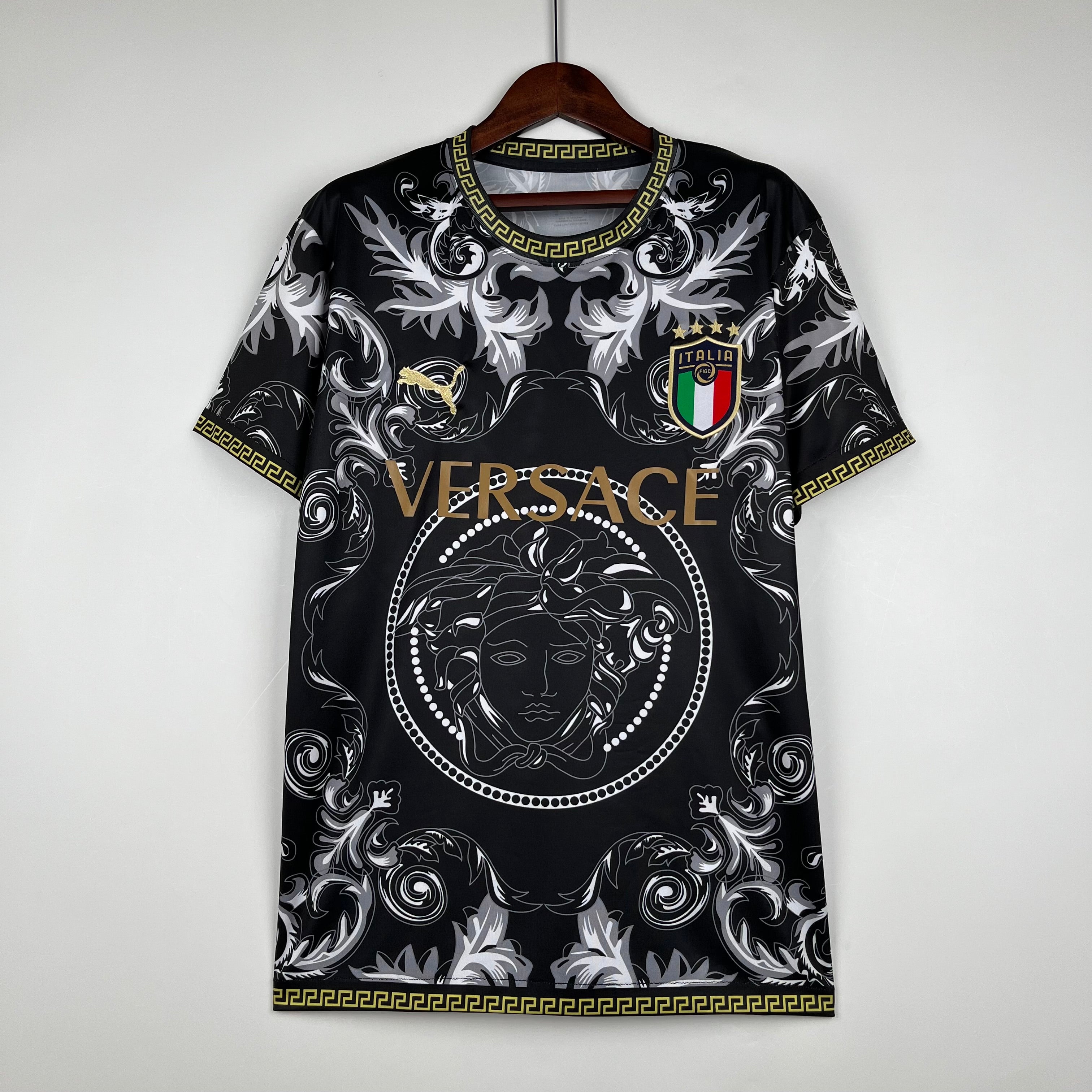 Camiseta versace precio sale