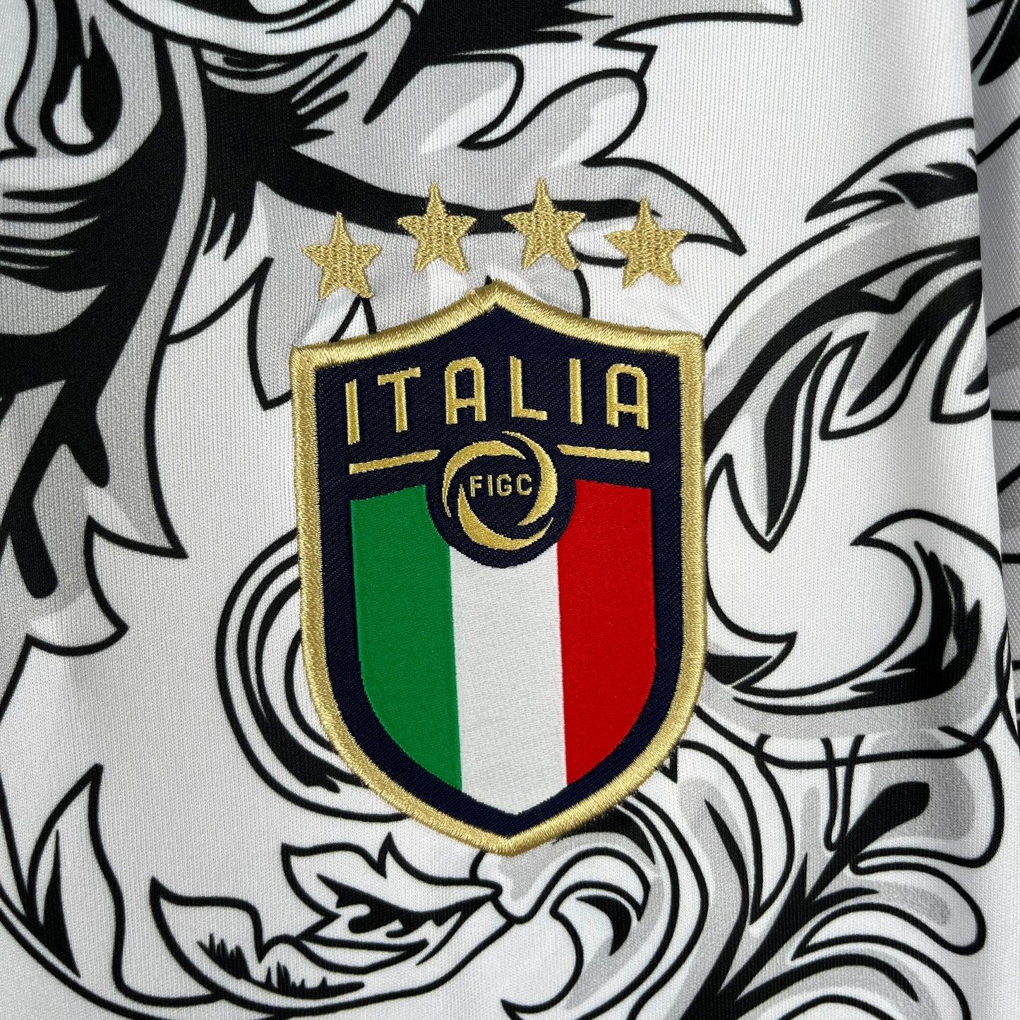 Italia Versace Edition White | Versión conceptual